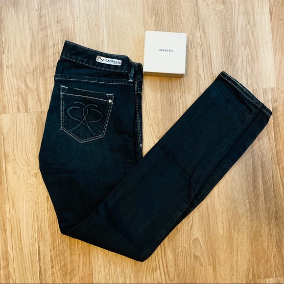 🖤Express Blackwash Jeans😍 - Picture 2 of 6